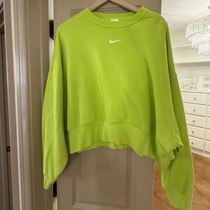 Women’s over sized nike pullover